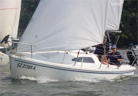 2007 Catalina 22 Sport Sailing Boat