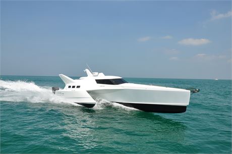 Azzum 12m Wave Piercer Power Trimaran